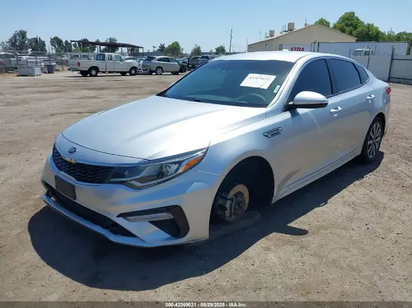 5XXGT4L39KG371811 2019 KIA OPTIMA - Image 2