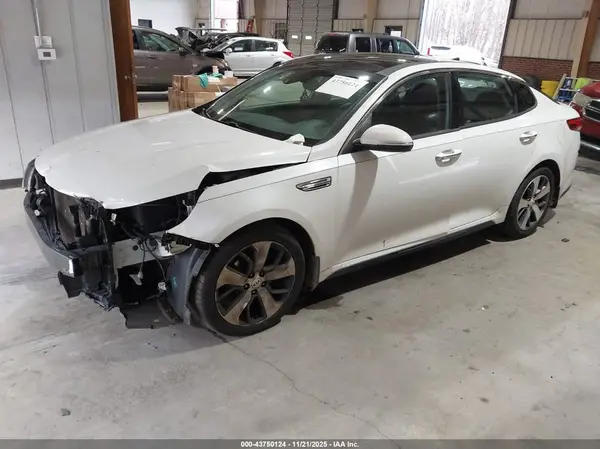 5XXGT4L39KG373008 2019 KIA OPTIMA - Image 2