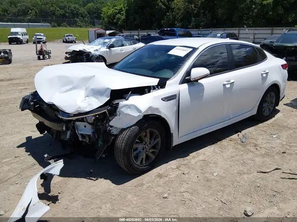 5XXGT4L39KG374787 2019 KIA OPTIMA - Image 2