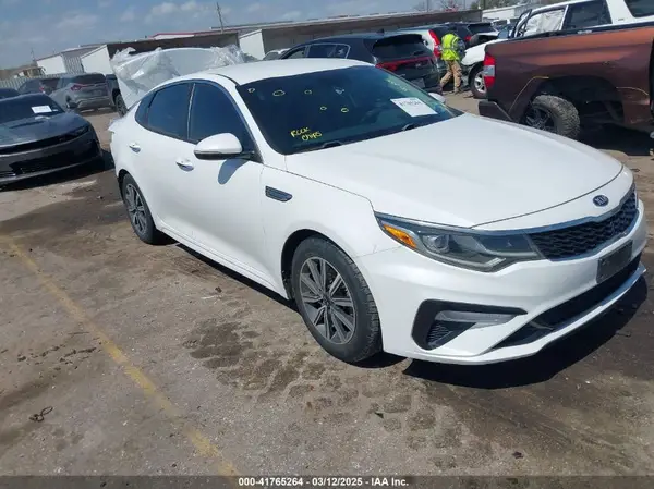 5XXGT4L39KG374935 2019 KIA OPTIMA - Image 1