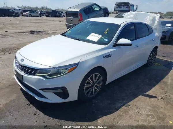 5XXGT4L39KG374935 2019 KIA OPTIMA - Image 2