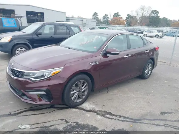 5XXGT4L39KG375096 2019 KIA OPTIMA - Image 2