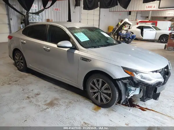 5XXGT4L39KG376524 2019 KIA OPTIMA - Image 1