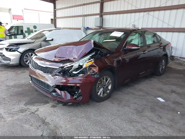 5XXGT4L39LG381689 2020 KIA OPTIMA - Image 2