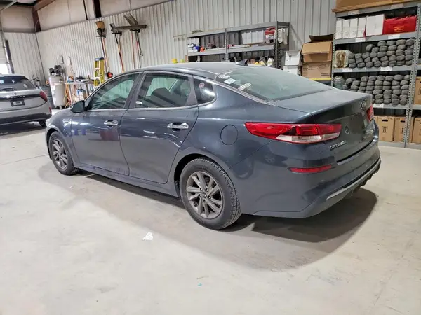 5XXGT4L39LG381997 2020 KIA OPTIMA - Image 2
