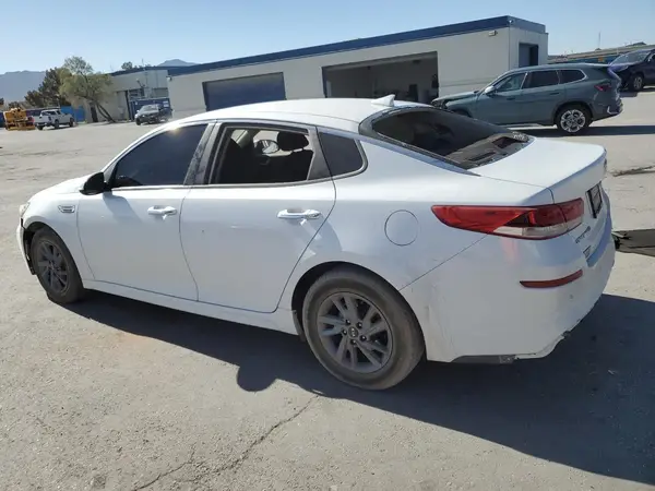 5XXGT4L39LG385953 2020 KIA OPTIMA - Image 2