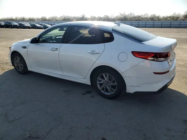 5XXGT4L39LG386584 2020 KIA OPTIMA - Image 2