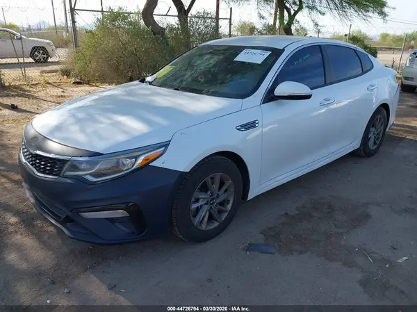 5XXGT4L39LG388139 2020 KIA OPTIMA - Image 2