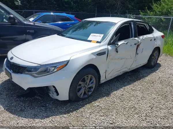 5XXGT4L39LG390201 2020 KIA OPTIMA - Image 2