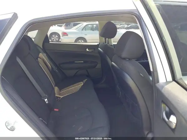 5XXGT4L39LG391445 2020 KIA OPTIMA - Image 8
