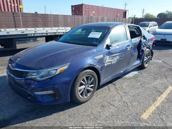 5XXGT4L39LG392336 2020 KIA OPTIMA - Image 2