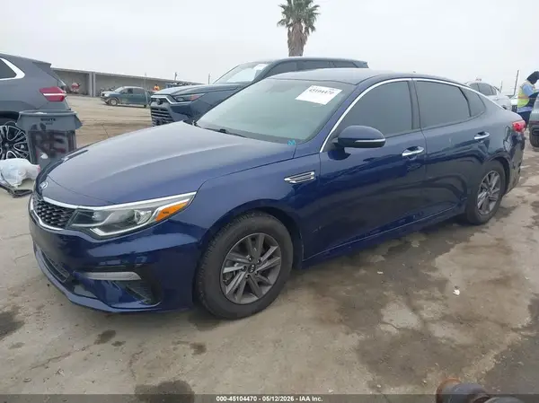 5XXGT4L39LG399724 2020 KIA OPTIMA - Image 2