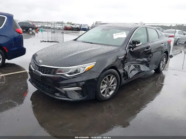 5XXGT4L39LG400550 2020 KIA OPTIMA - Image 2