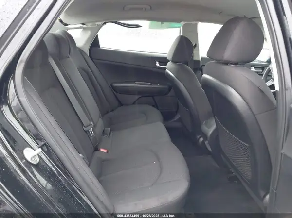 5XXGT4L39LG400550 2020 KIA OPTIMA - Image 8