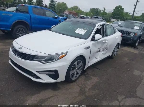 5XXGT4L39LG401326 2020 KIA OPTIMA - Image 2
