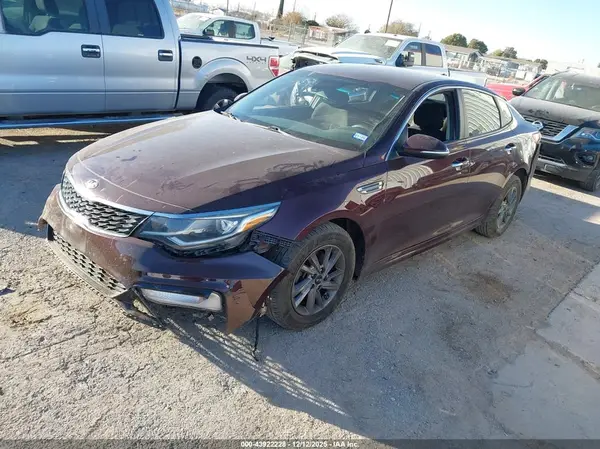 5XXGT4L39LG401407 2020 KIA OPTIMA - Image 2