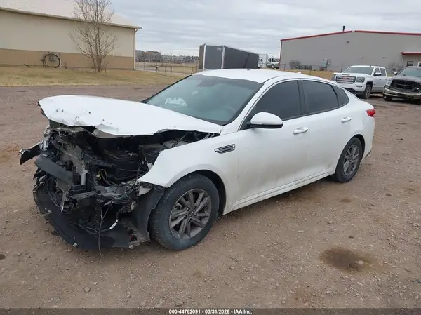 5XXGT4L39LG401813 2020 KIA OPTIMA - Image 2