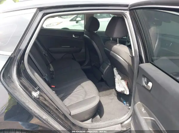 5XXGT4L39LG404162 2020 KIA OPTIMA - Image 8
