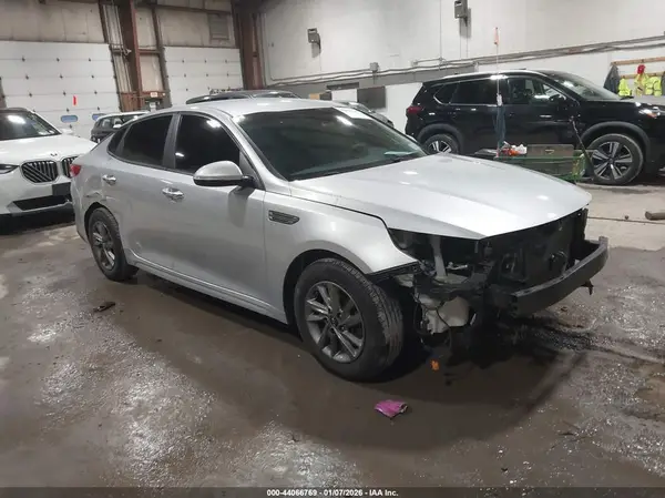 5XXGT4L39LG409958 2020 KIA OPTIMA - Image 1