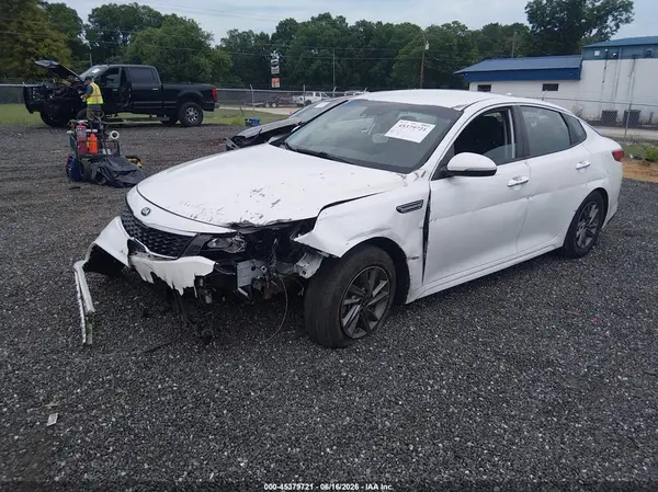 5XXGT4L39LG410365 2020 KIA OPTIMA - Image 2