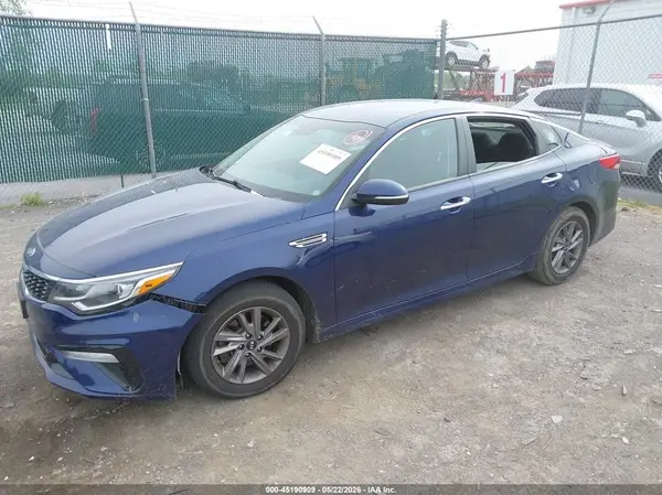 5XXGT4L39LG410737 2020 KIA OPTIMA - Image 2