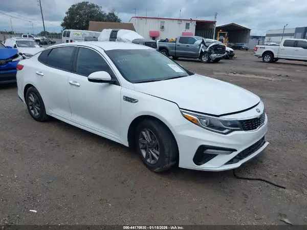 5XXGT4L39LG412990 2020 KIA OPTIMA - Image 1