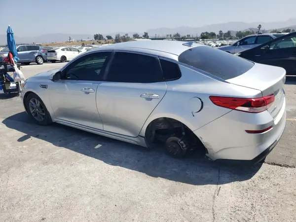 5XXGT4L39LG415095 2020 KIA OPTIMA - Image 2