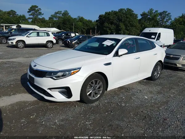 5XXGT4L39LG428428 2020 KIA OPTIMA - Image 2