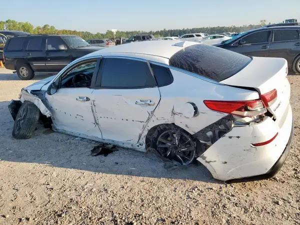 5XXGT4L39LG430065 2020 KIA OPTIMA - Image 2