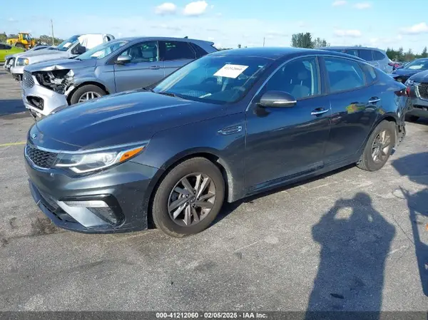 5XXGT4L39LG434312 2020 KIA OPTIMA - Image 2