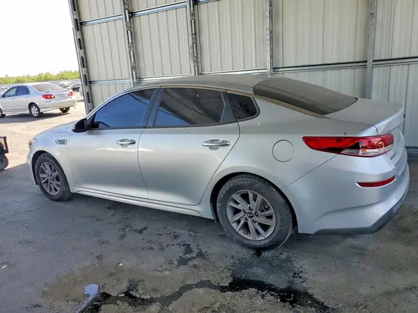 5XXGT4L39LG436514 2020 KIA OPTIMA - Image 2