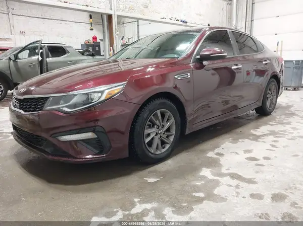 5XXGT4L39LG437517 2020 KIA OPTIMA - Image 2