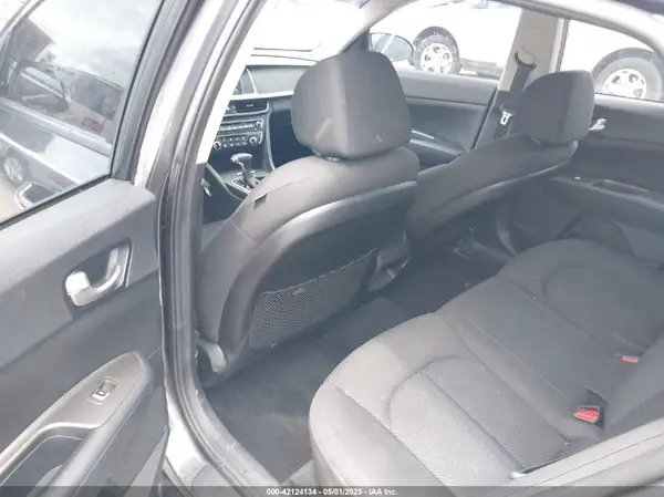 5XXGT4L39LG437985 2020 KIA OPTIMA - Image 8