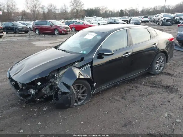 5XXGT4L39LG438098 2020 KIA OPTIMA - Image 2