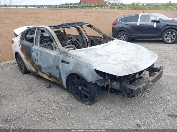 5XXGT4L39LG438313 2020 KIA OPTIMA - Image 1