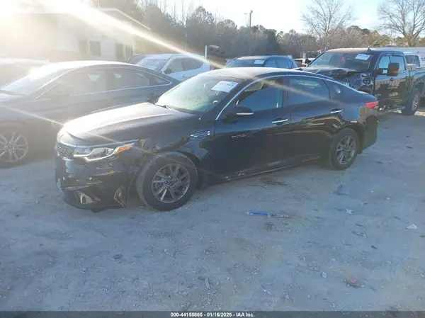 5XXGT4L39LG438554 2020 KIA OPTIMA - Image 2