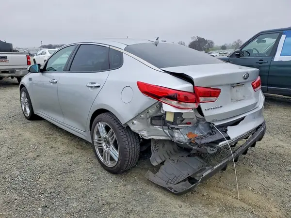 5XXGT4L39LG442703 2020 KIA OPTIMA - Image 2