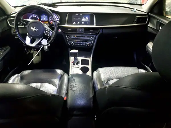 5XXGT4L39LG444175 2020 KIA OPTIMA - Image 8