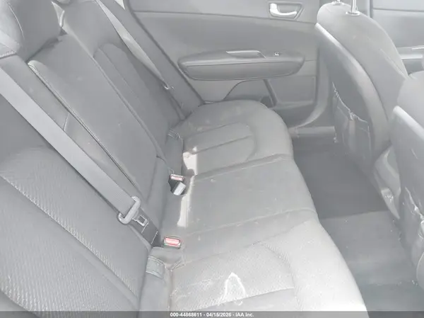 5XXGT4L3OJG233802 2018 KIA OPTIMA - Image 8