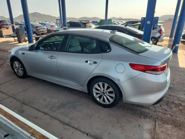 5XXGT4L3XGG003502 2016 KIA OPTIMA - Image 2