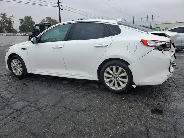 5XXGT4L3XGG007825 2016 KIA OPTIMA - Image 2