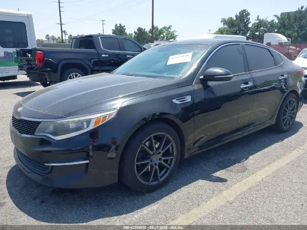 5XXGT4L3XGG008098 2016 KIA OPTIMA - Image 2