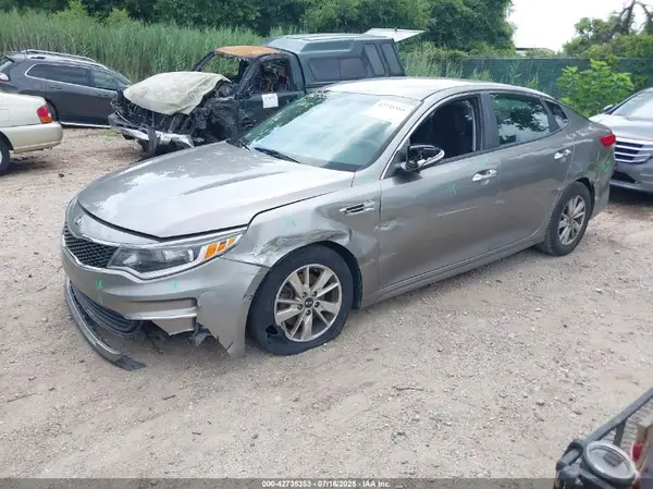 5XXGT4L3XGG011163 2016 KIA OPTIMA - Image 2