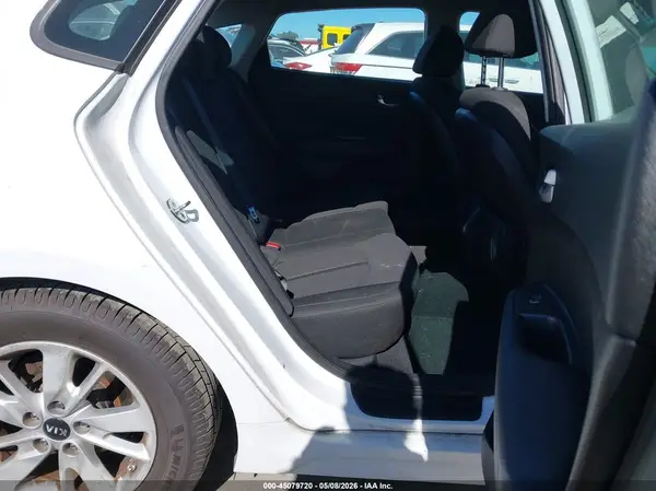 5XXGT4L3XGG014628 2016 KIA OPTIMA - Image 8