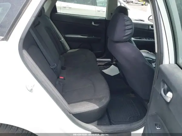 5XXGT4L3XGG015455 2016 KIA OPTIMA - Image 8