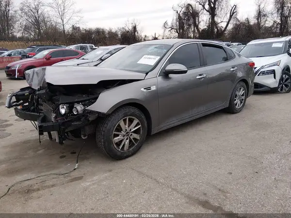 5XXGT4L3XGG017562 2016 KIA OPTIMA - Image 2