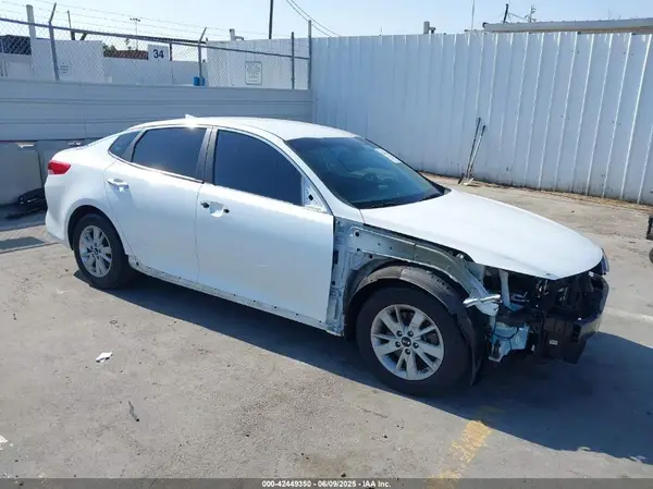5XXGT4L3XGG019697 2016 KIA OPTIMA - Image 1