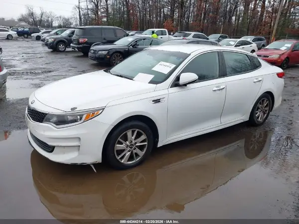 5XXGT4L3XGG023944 2016 KIA OPTIMA - Image 2