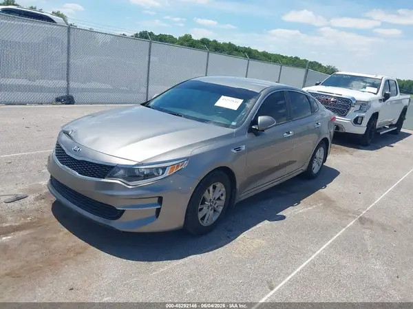 5XXGT4L3XGG026195 2016 KIA OPTIMA - Image 2