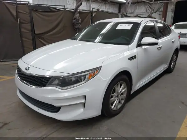 5XXGT4L3XGG026620 2016 KIA OPTIMA - Image 2